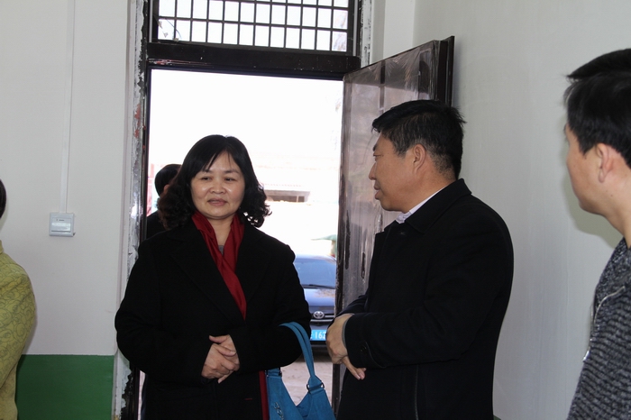 2016-12-1扶貧贈書 002.jpg