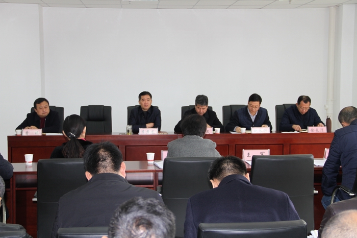 2017-12-8加強(qiáng)當(dāng)前安全生產(chǎn)工作會議 041.jpg