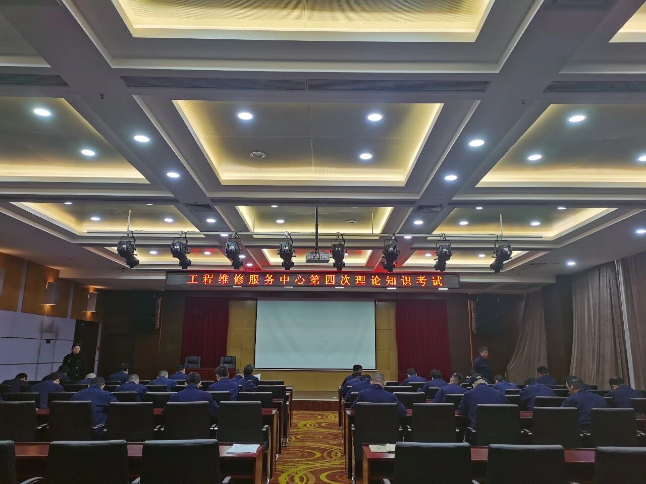 ��I(y��)��˾���W�]�h(hu��n)�ZӲ�� �\�S���M�س���.jpg